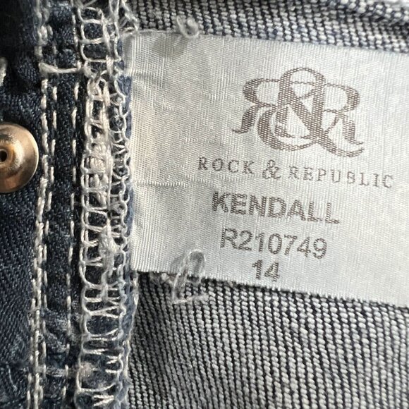Rock & Republic Jeans Women 14 Blue Kendall Bootcut Mid Rise Medium Wash Cropped - Picture 13 of 13